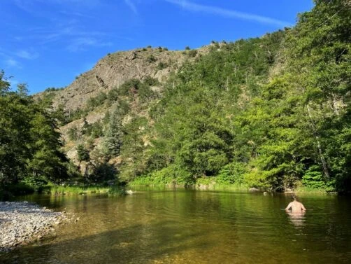 Baignade dans le Doux